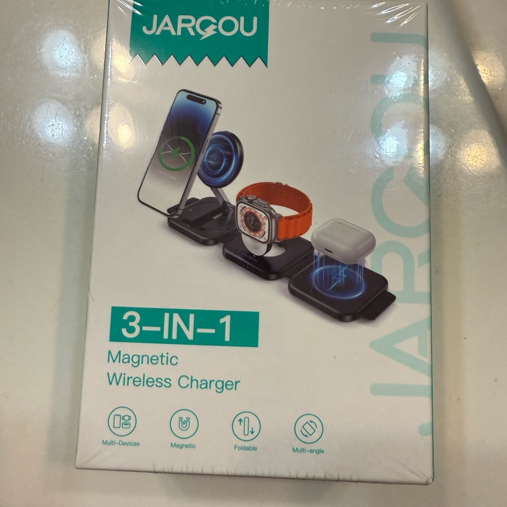 Black 3-in-1 Magnetic Wireless Charger